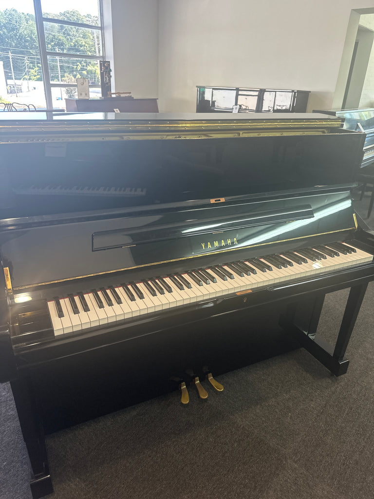 Yamaha U1 (like New)