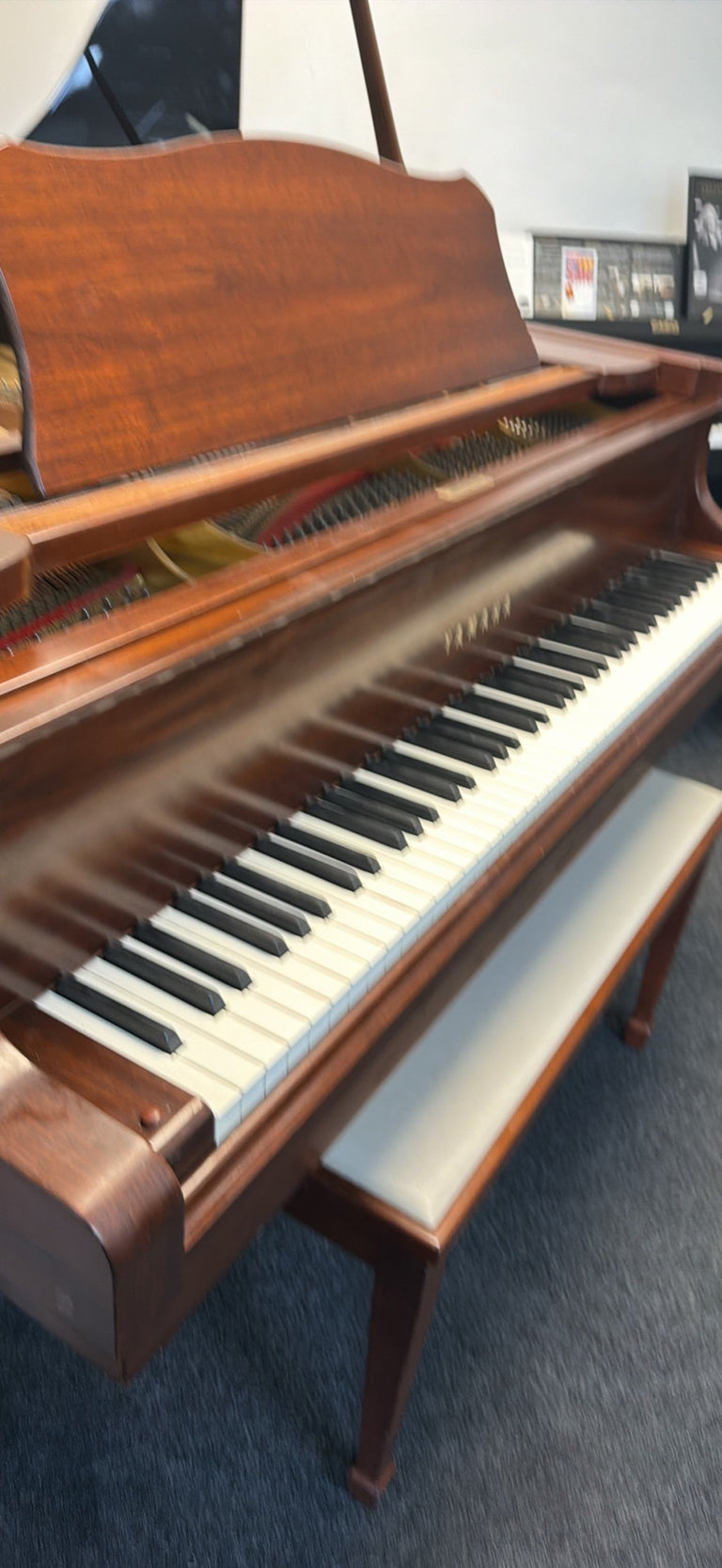 Yamaha C3 6’1”