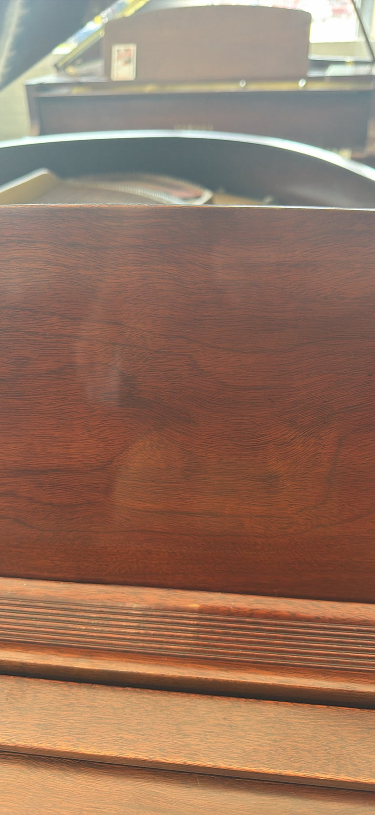 Steinway & Sons model S