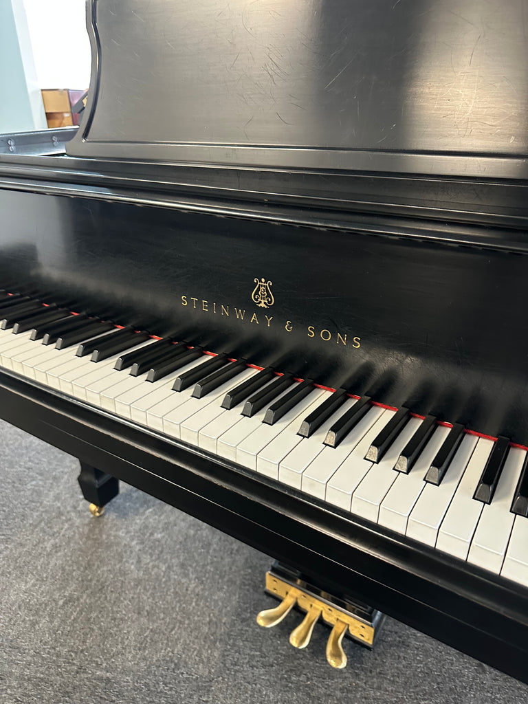 Steinway & Sons 2001 model L