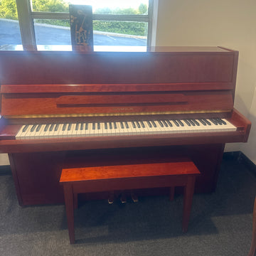 Samick ￼Continental console