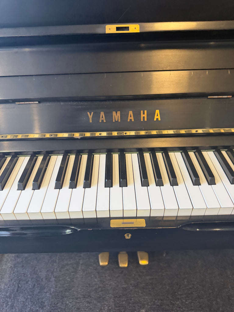 Yamaha M1 Continental console