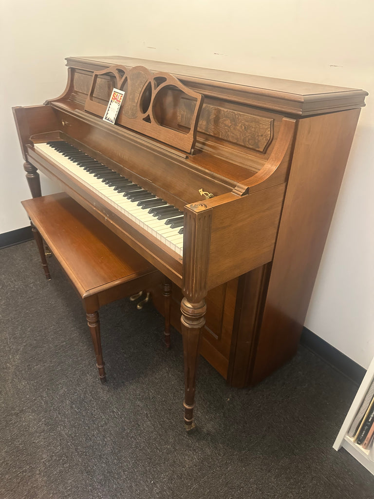 Yamaha console
