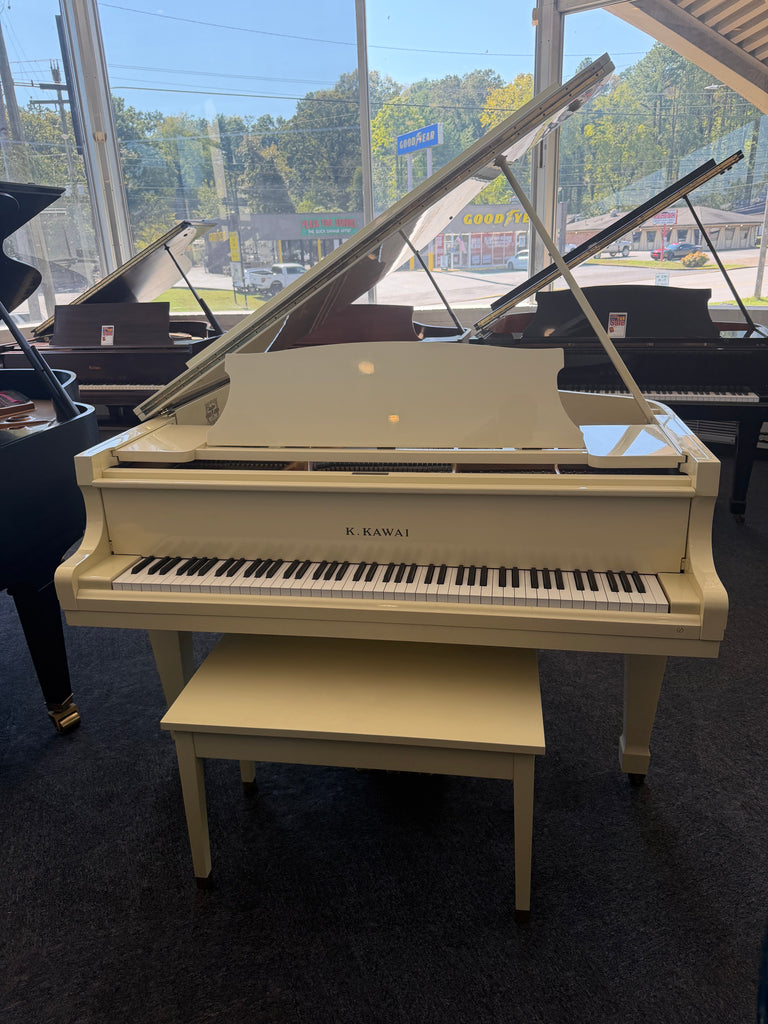 Kawai KG-2E Baby grand Piano in off Wise