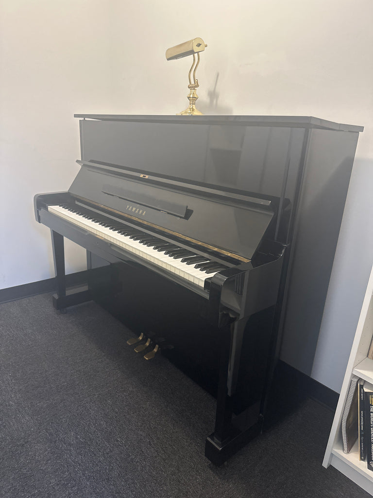 Yamaha U1 Eby polish