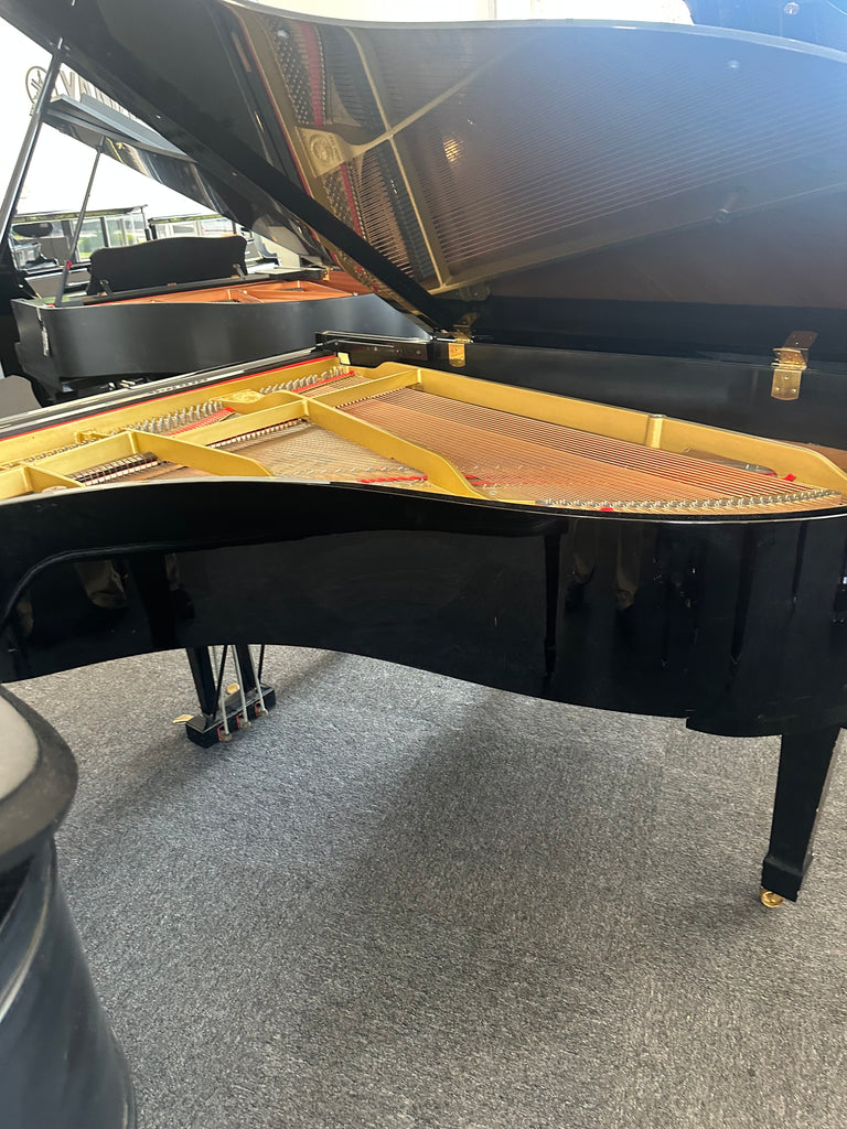Yamaha C5 6’7” grand