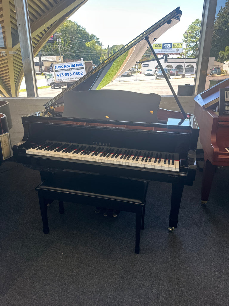 Yamaha C2 grand piano with player system