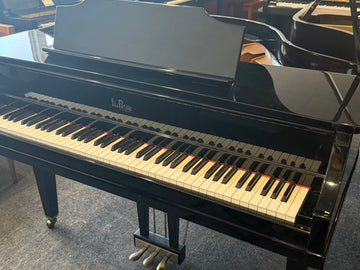 🎹 KIMBALL LA PETITE BABY GRAND — 4’6” — $2,495!