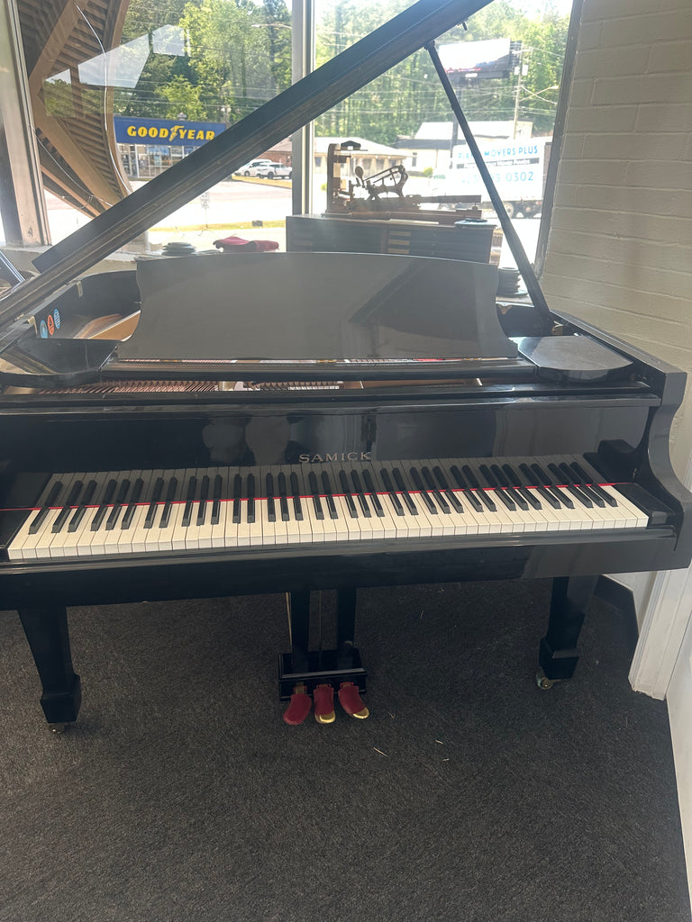 Samick baby grand piano