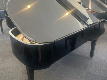 Yamaha C7