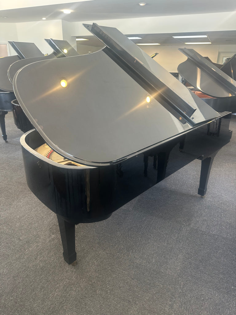 Yamaha C7