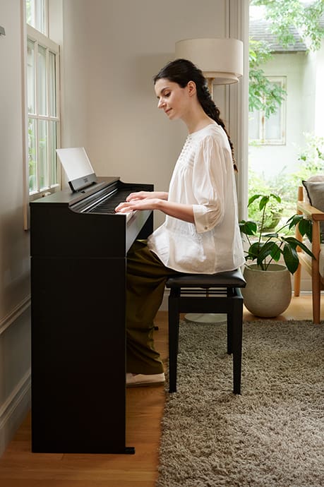 Digital Piano
CELVIANO
AP-S200BK