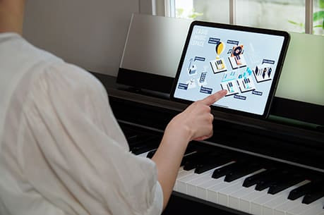 Digital Piano
CELVIANO
AP-S200BK