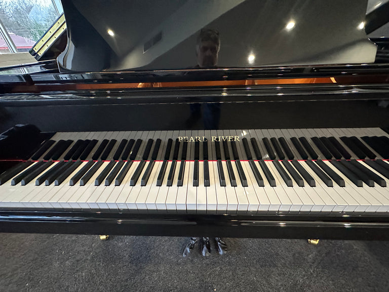 New Pearl River baby grand GD 160 with QRS player