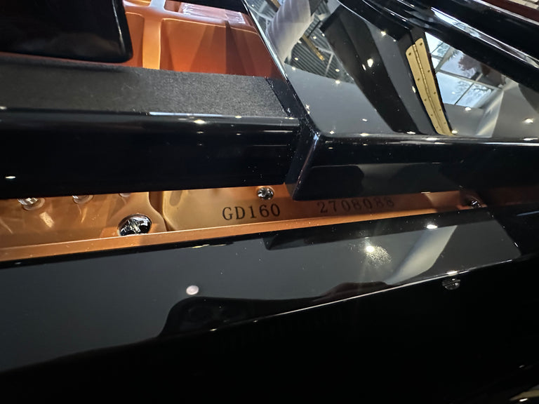 New Pearl River baby grand GD 160 with QRS player